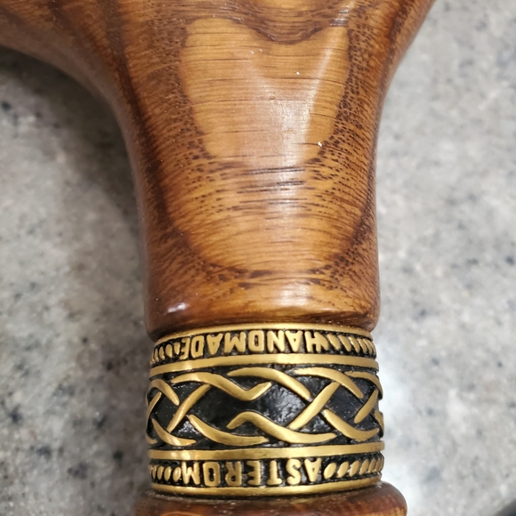 Asterom Elegant Wooden Walking Cane with Gold Accent - Picture 6 of 9